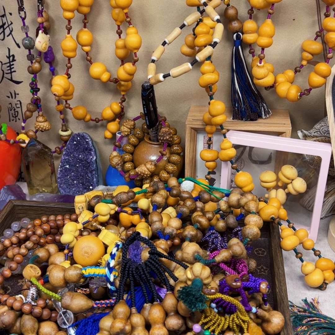 橙***子大叶紫檀（黑酸枝木类）