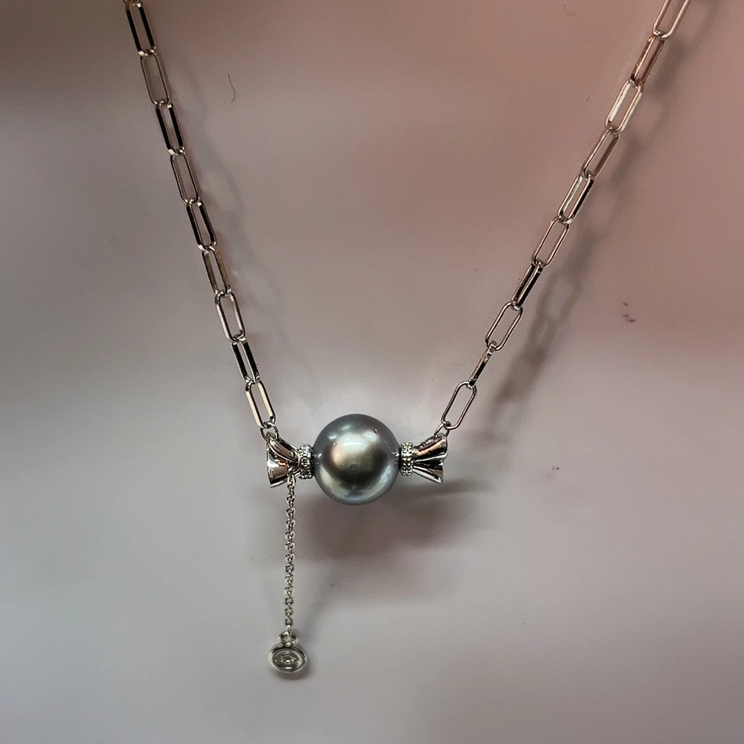 未镶嵌海水珍珠颈饰