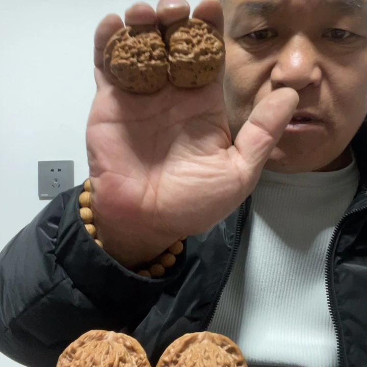 吊坠文玩核桃南疆40