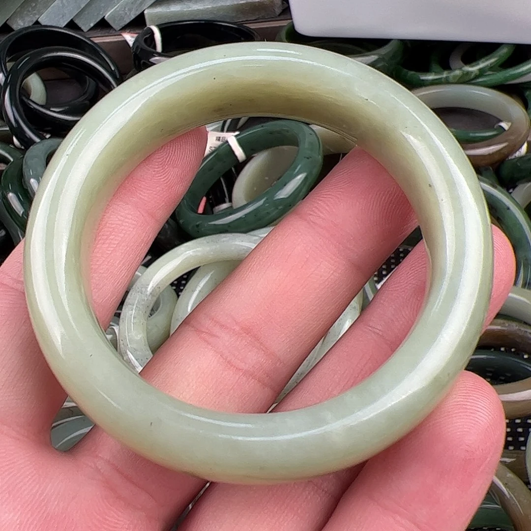 ️***º和田玉未镶嵌手镯