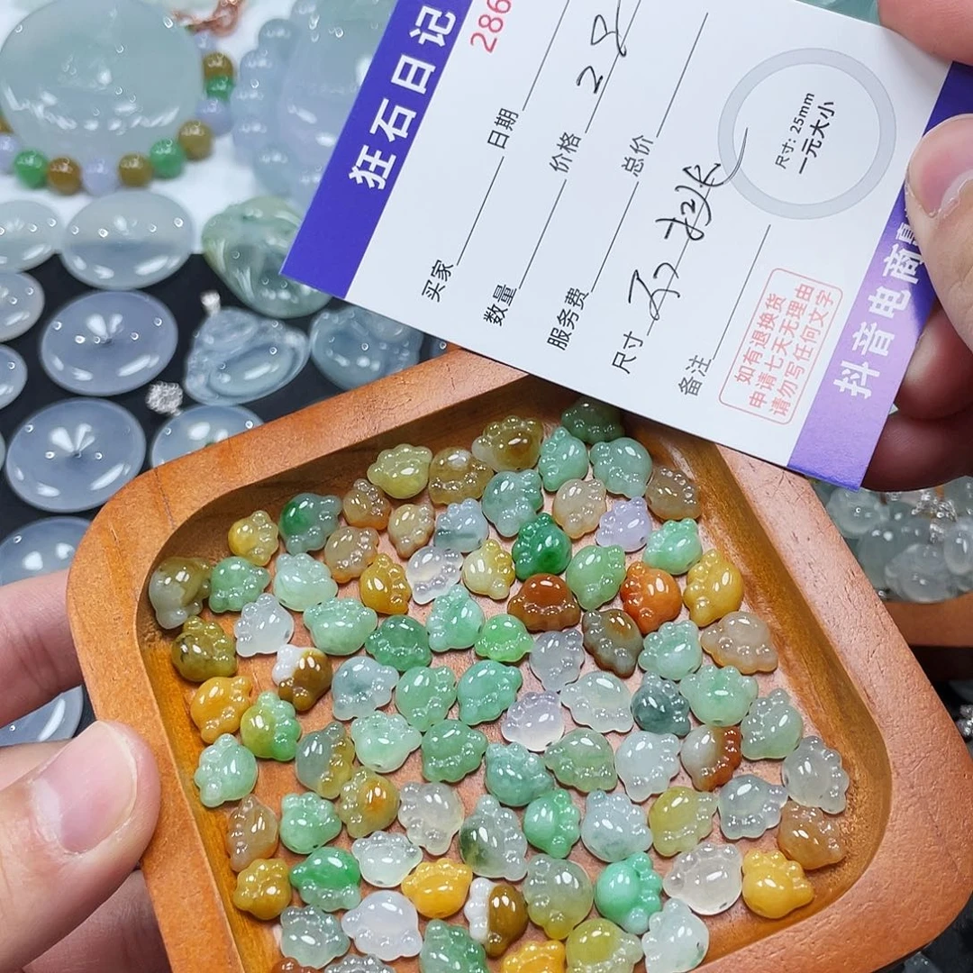 颈饰银S925镶嵌翡翠
