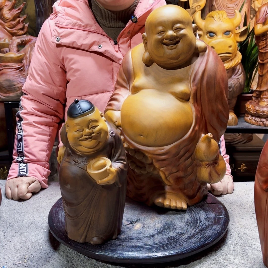 李***彬香樟木深色元宝小地主