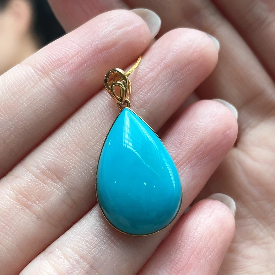 18K金镶嵌绿松石颈饰