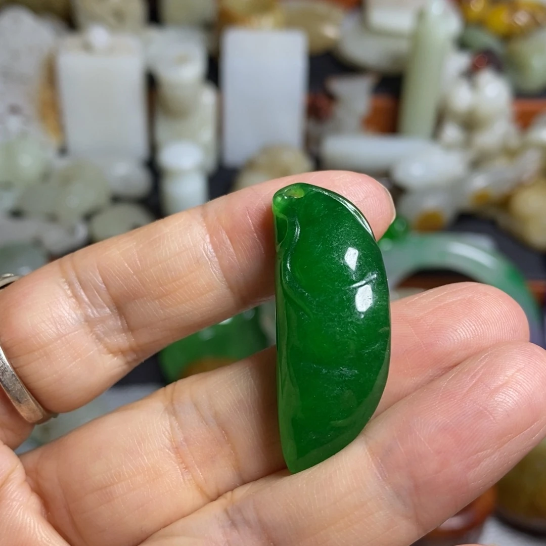 和田玉（糖玉）未镶嵌颈饰