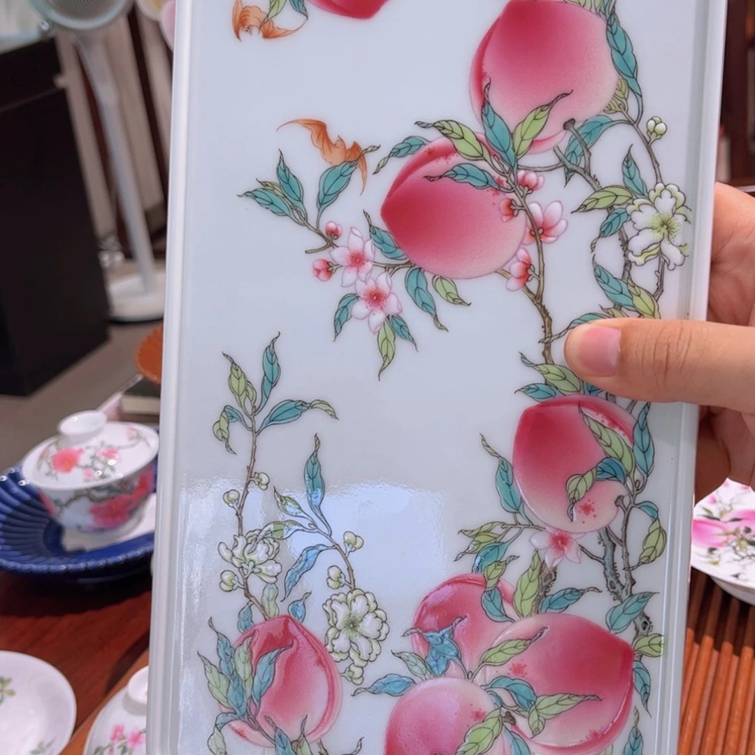 粉彩八桃干泡壶承