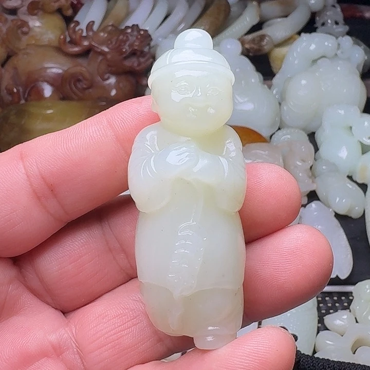 贾***特未镶嵌和田玉挂件