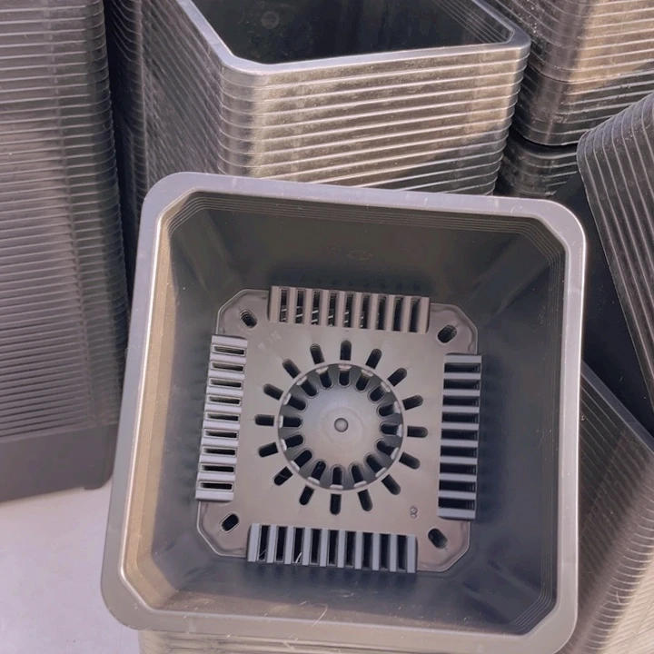 树脂180黑方口17高11一组10个