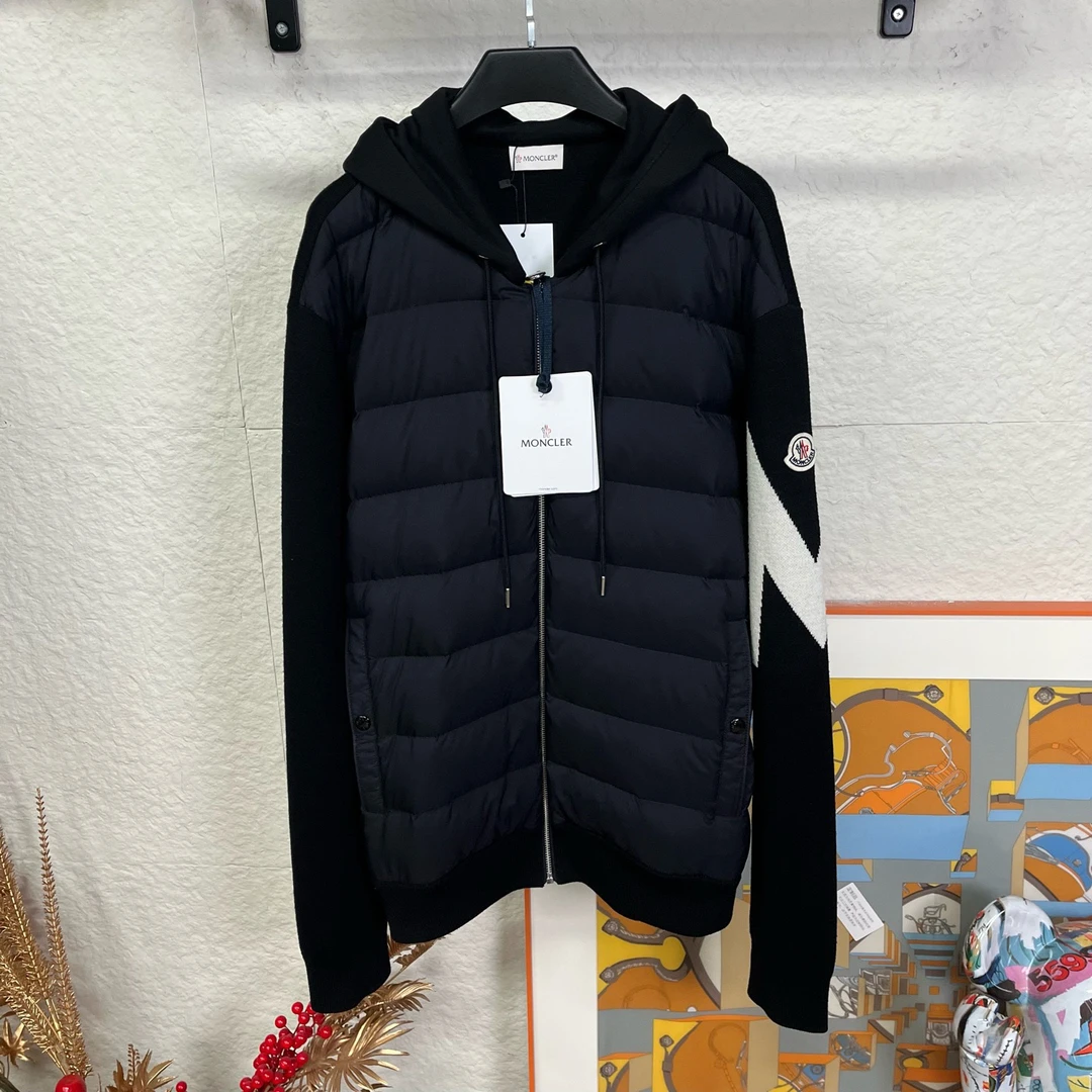 未使用 MONCLER FW22 拼接连帽羽绒服/3XL码/2512313