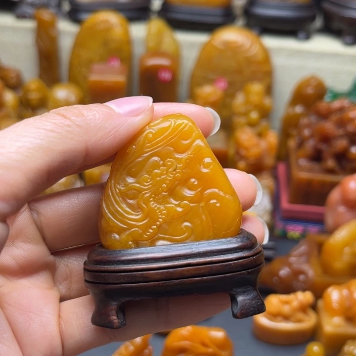 津***者寿山石印石题材：工艺品