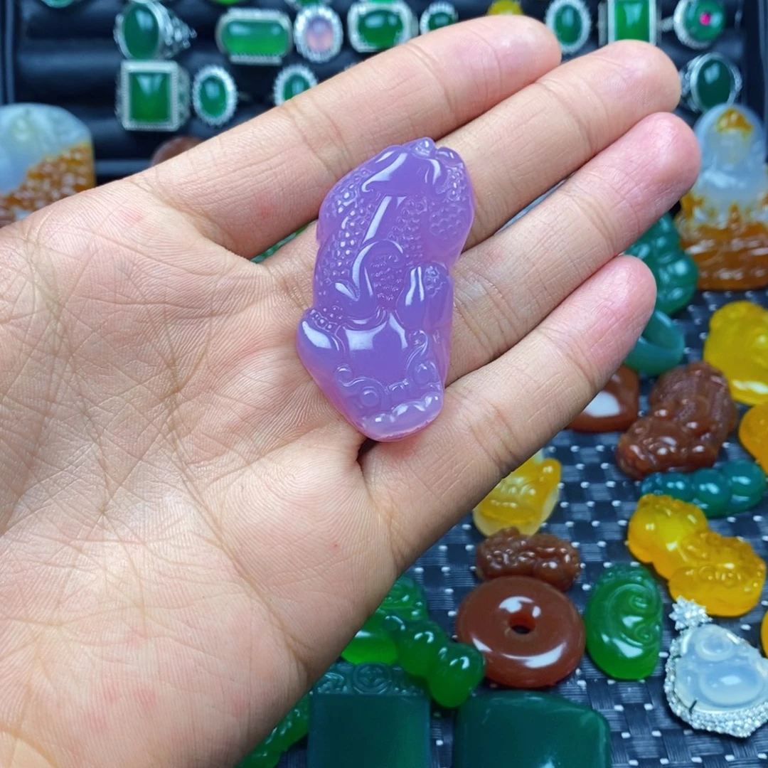玛瑙/玉髓颈饰未镶嵌碎*石