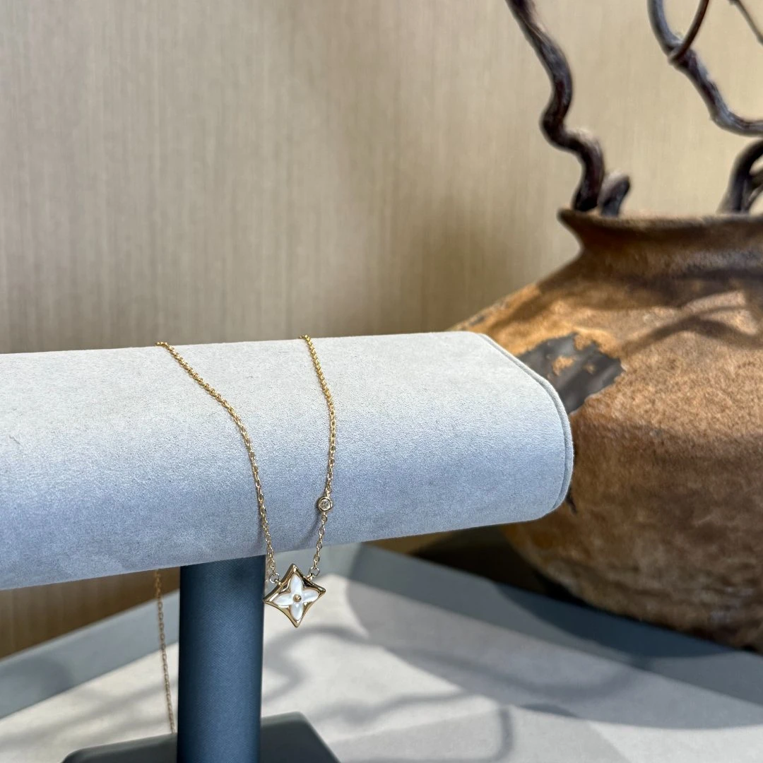 铜合金项链 时尚轻奢高级百搭【老花项链】D045