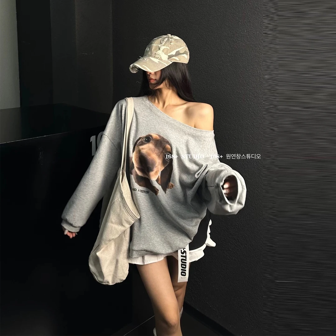 灰色卫衣女无帽圆领大领口宽松慵懒风中长款卡通狗可斜肩长袖上衣