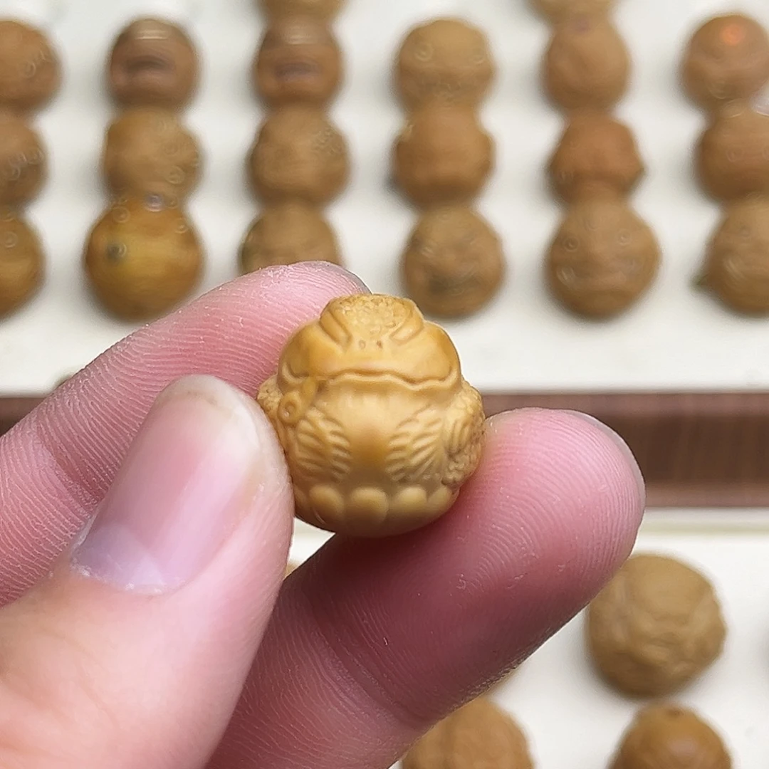 猴头核桃吊坠猴头雕刻单颗文泰微修18