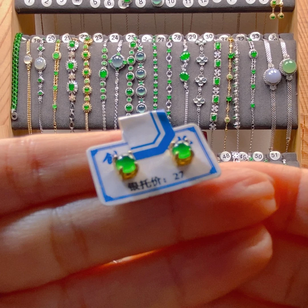 颈饰银S925镶嵌翡翠翡翠耳钉