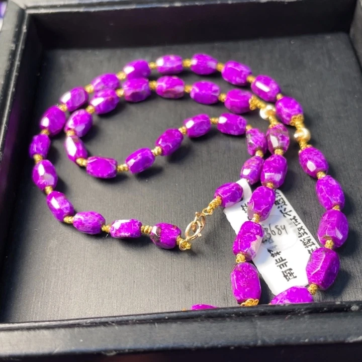 苏纪石（舒俱来）18K金镶嵌项链满色红丝绒