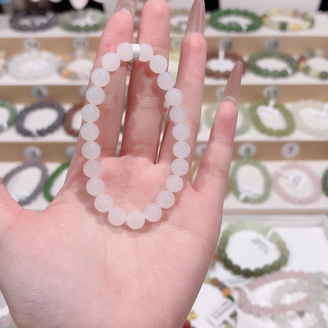 小****和田玉未镶嵌手链L