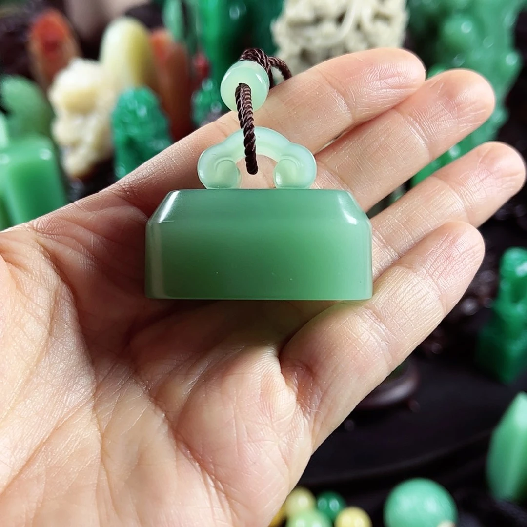 四川石名贵石材梅子青