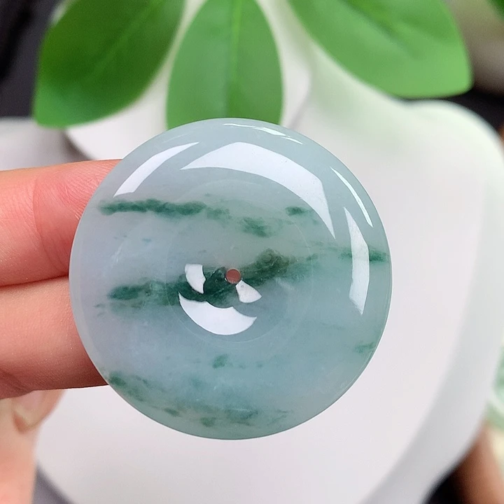 翡翠未镶嵌颈饰平安扣 35.6x6.1mm