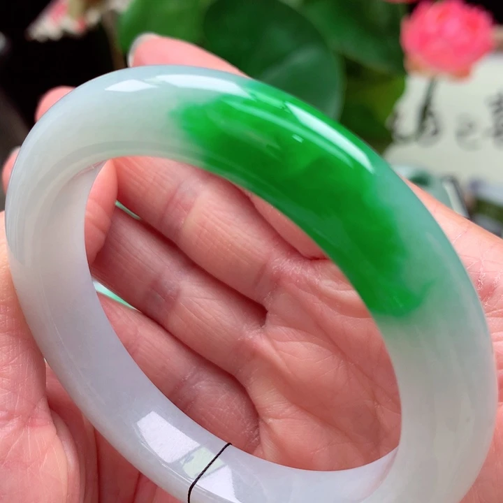 翡翠未镶嵌手镯天然翡翠手镯