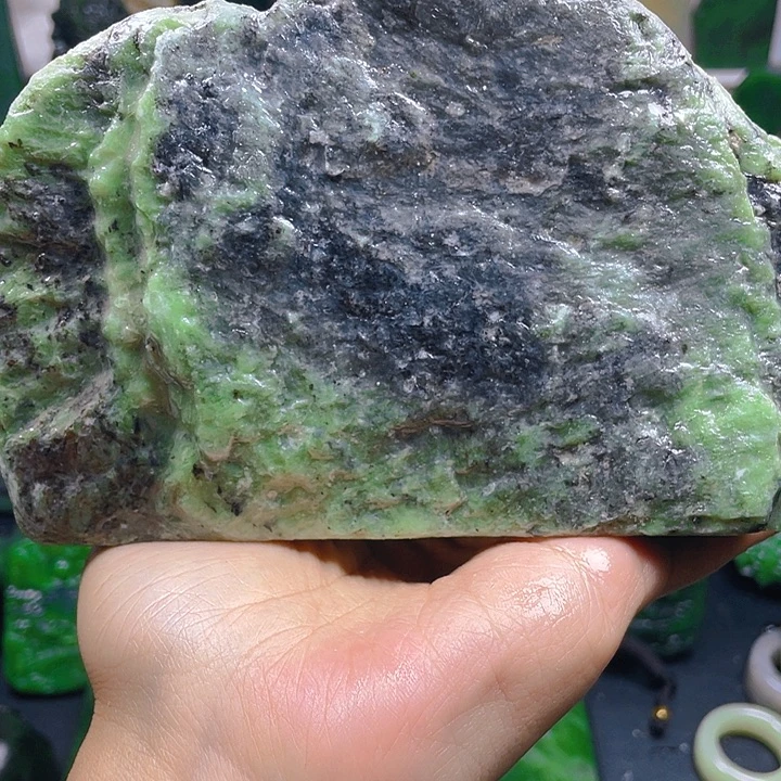 和田玉未镶嵌珠宝半成品