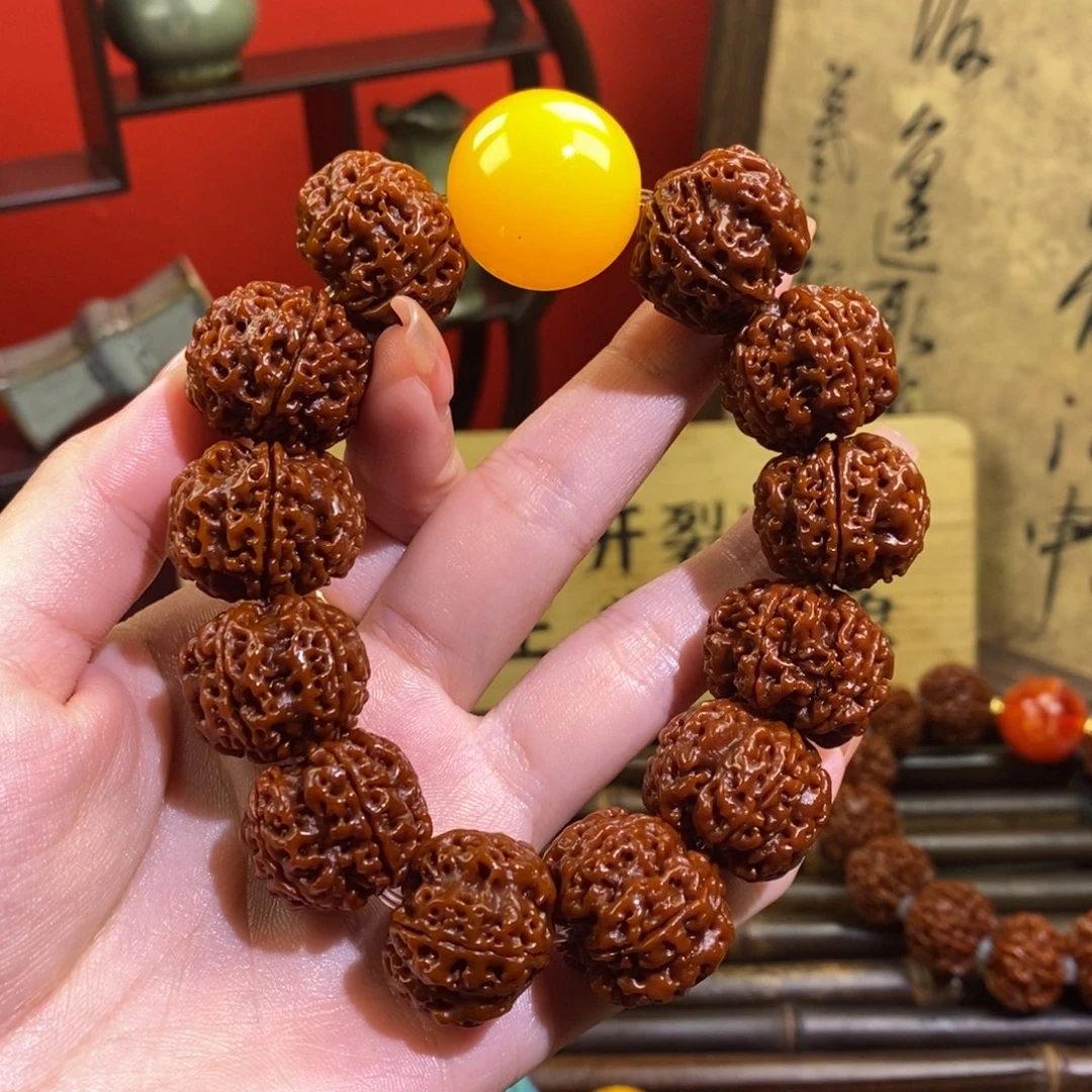 吊坠金刚菩提235. M