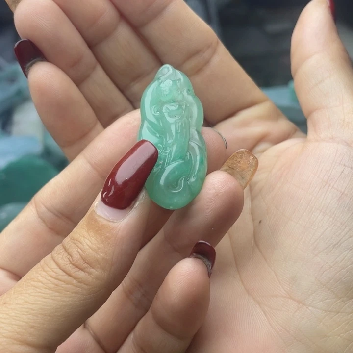 定制石英质玉未镶嵌