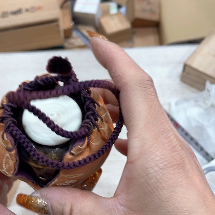 萧*新亿阁中古商品无售后