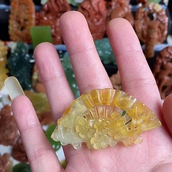 未镶嵌蛇纹石玉颈饰