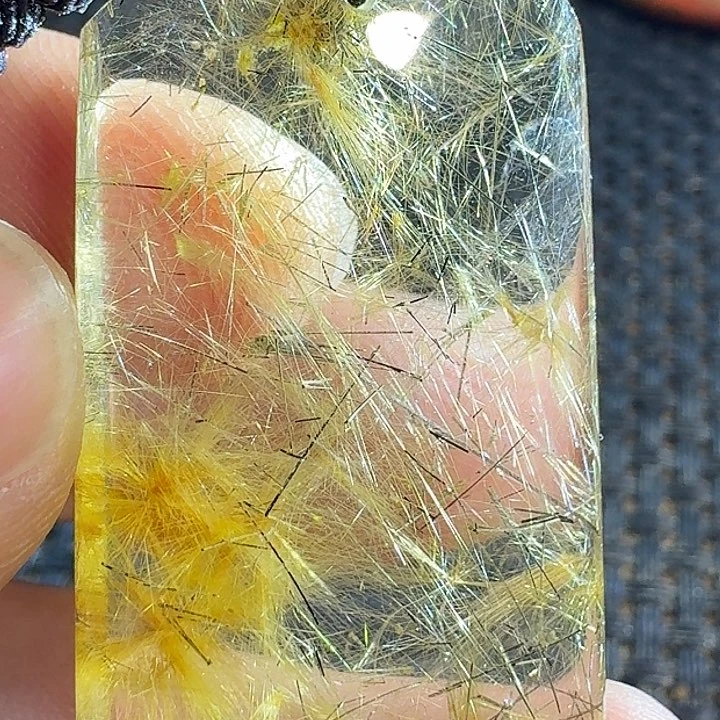 未镶嵌颈饰水晶苏****馆