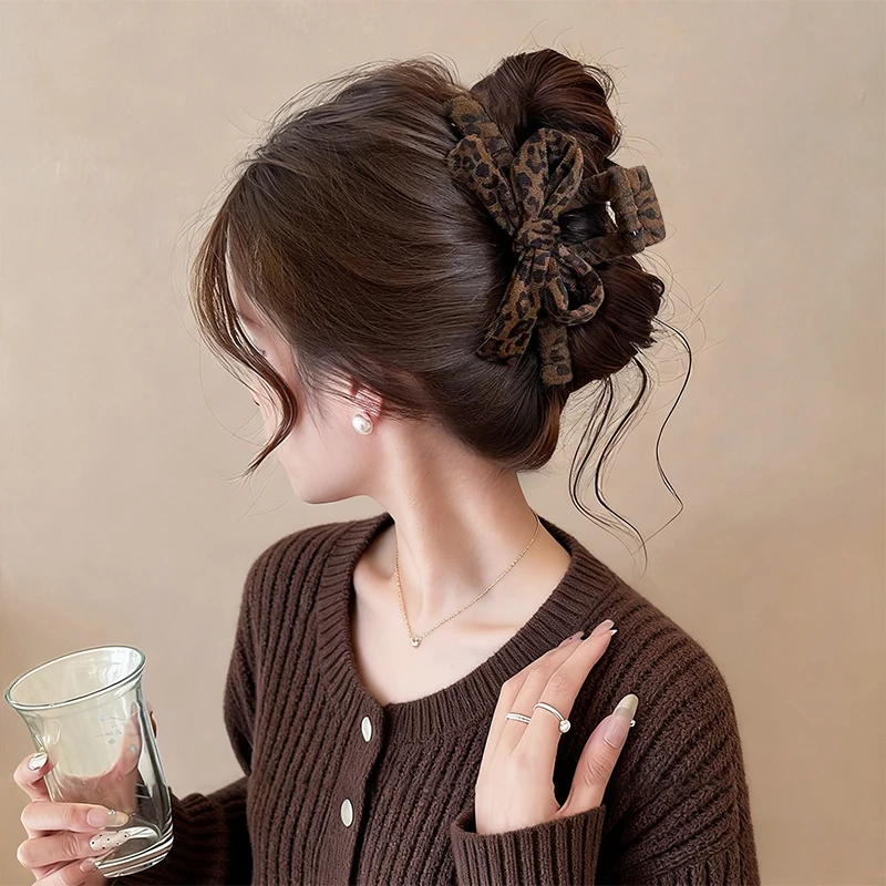 复古豹纹蝴蝶结气质抓夹女2025新款早秋发夹高级感盘发鲨鱼夹头饰
