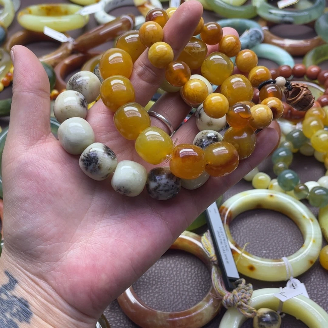 深***.蛇纹石玉未镶嵌手镯