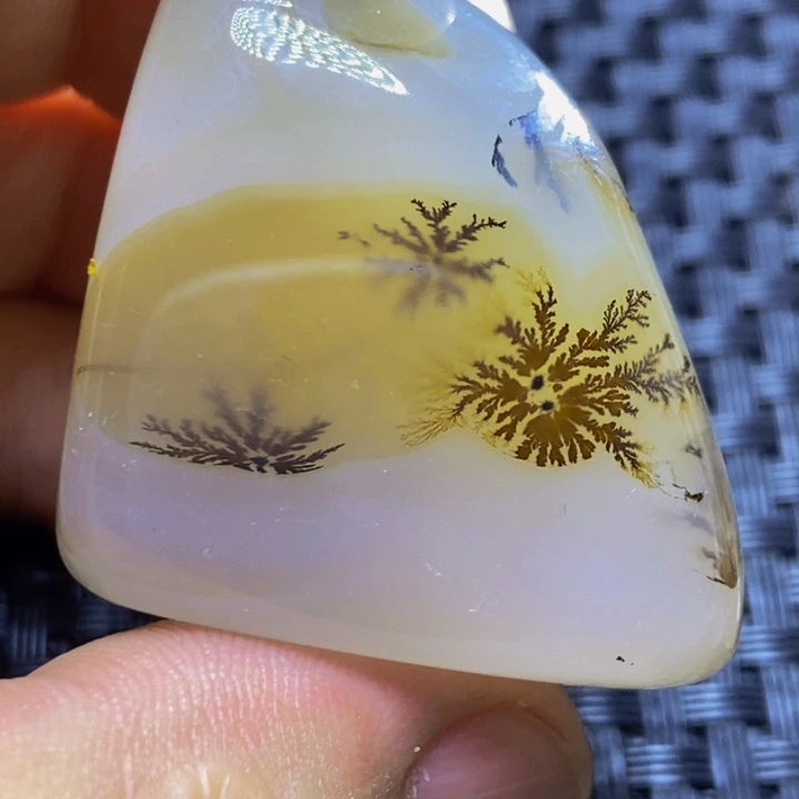 老***＞玛瑙/玉髓颈饰未镶嵌