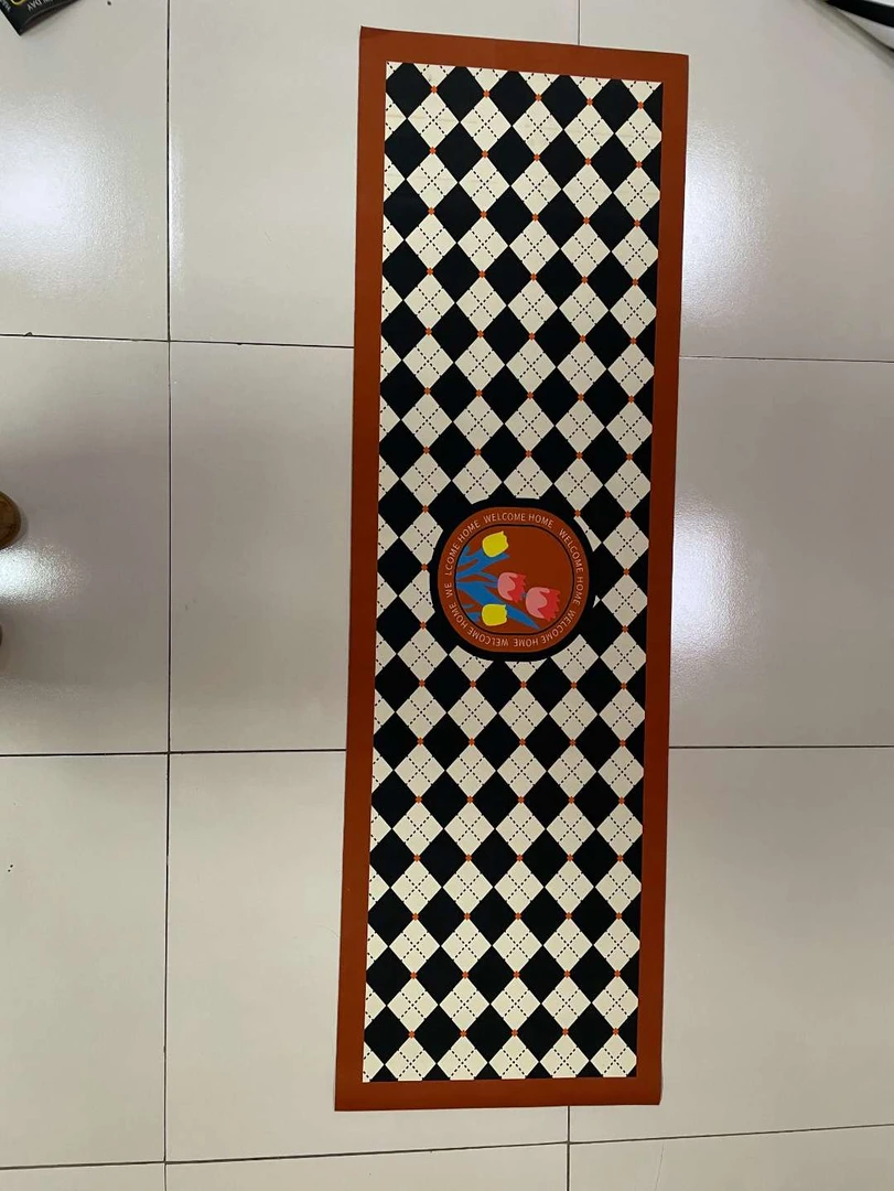 【福利品】】160*50卫生间吸水防滑硅藻泥门垫沥水垫-黑白格郁金香