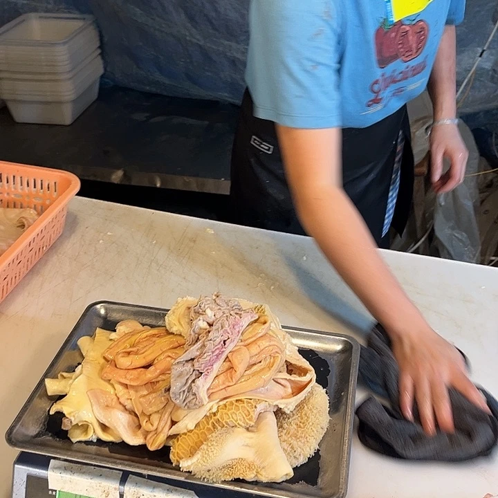 老***长19餐饮制售中国大陆