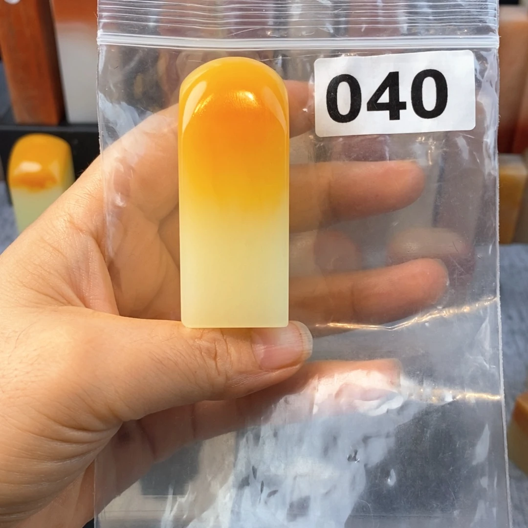 下***仓老挝石