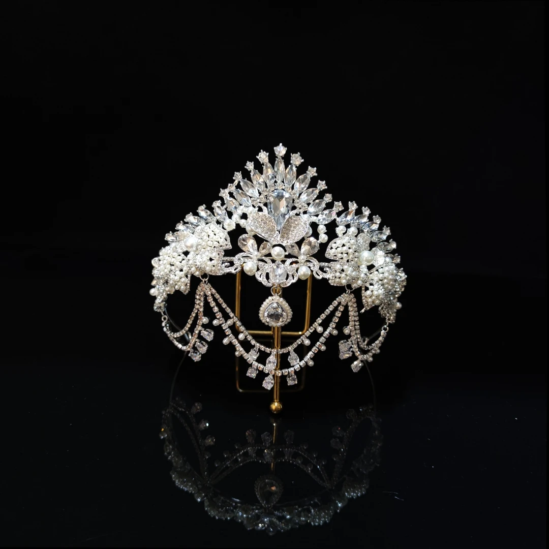 7969喜看优选新娘皇冠气质白色结婚饰韩式公主生日发饰高级感冠