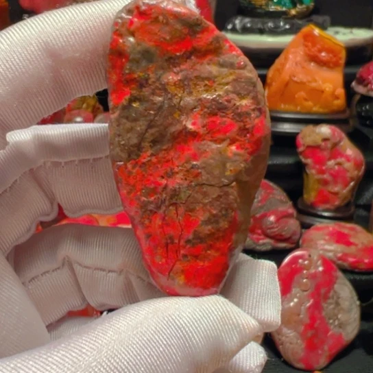 昌化鸡血石原石手把