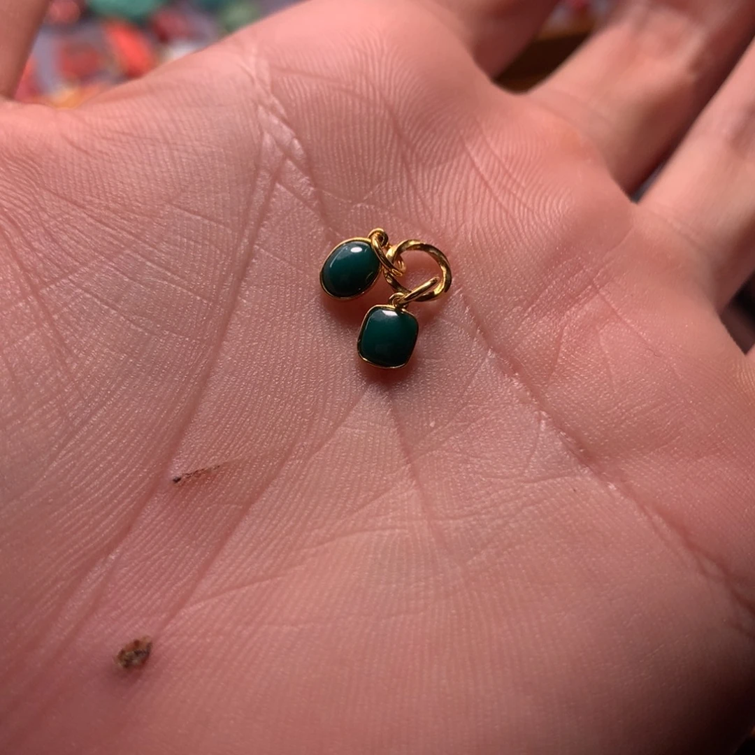 绿松石18K金镶嵌背云