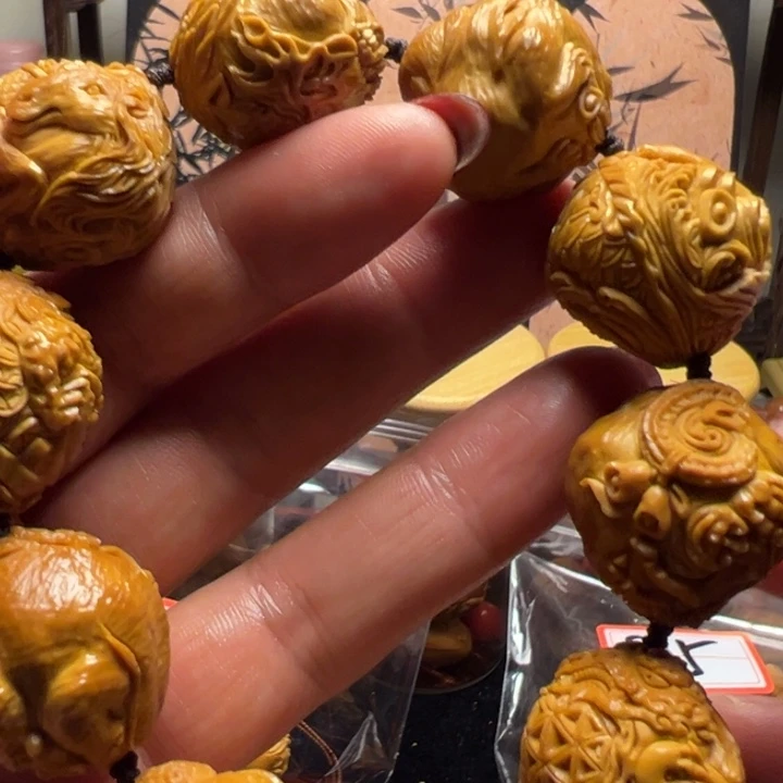 手串/手链橄榄核谈***爱十大瑞兽