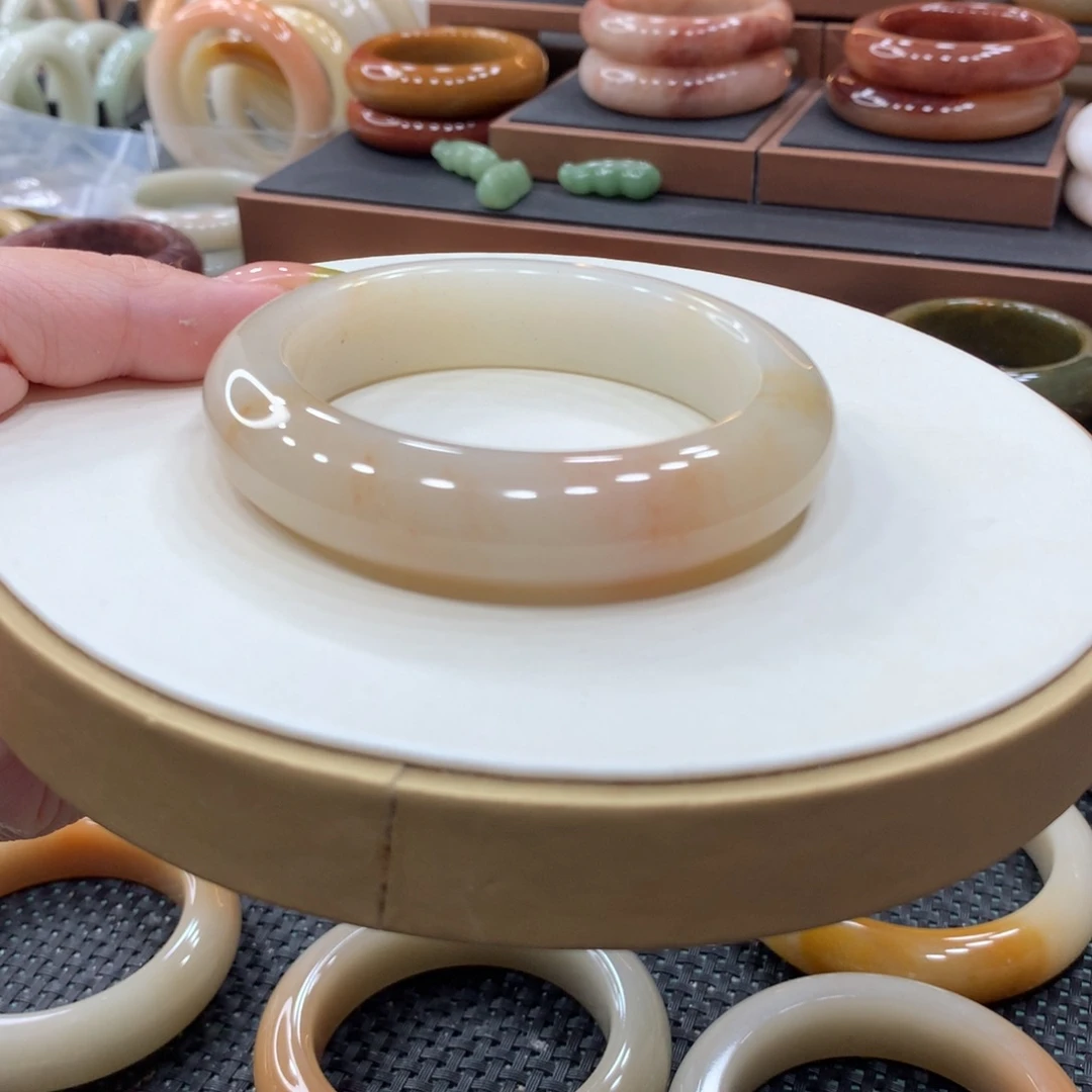 石英质玉合金手镯