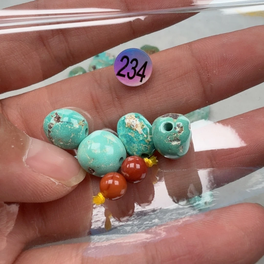 南红玛瑙未镶嵌珠宝奇石
