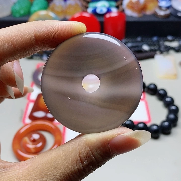 玛瑙/玉髓吊坠(不含链)未镶嵌天**厚