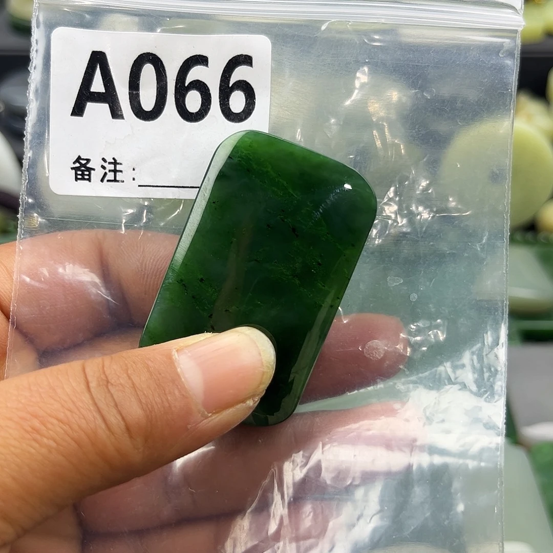 和田玉未镶嵌珠宝半成品