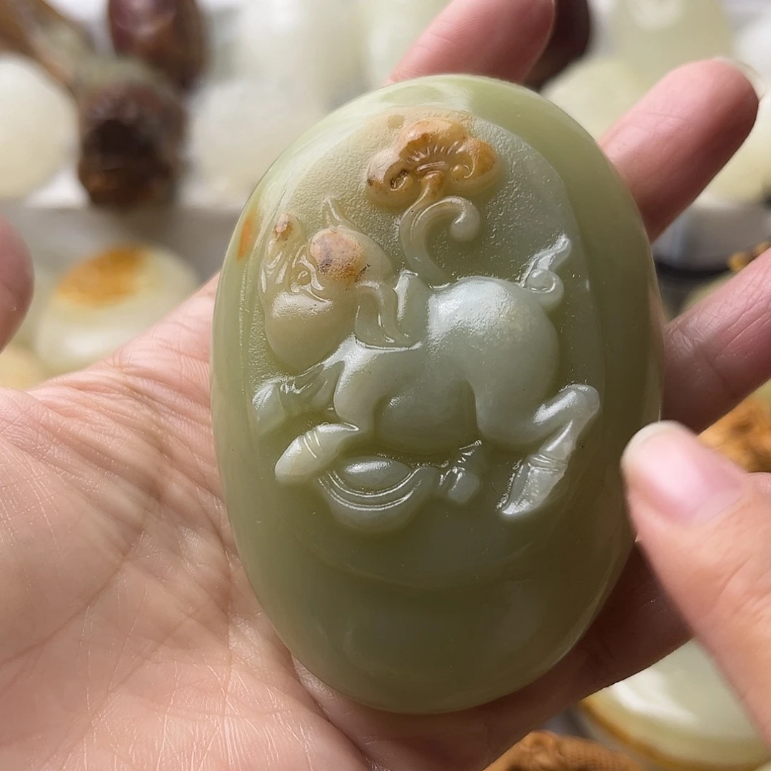 石材方解石手把摆件不退换猪