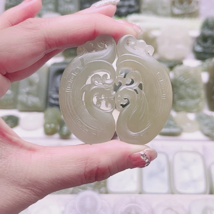 和田玉未镶嵌颈饰