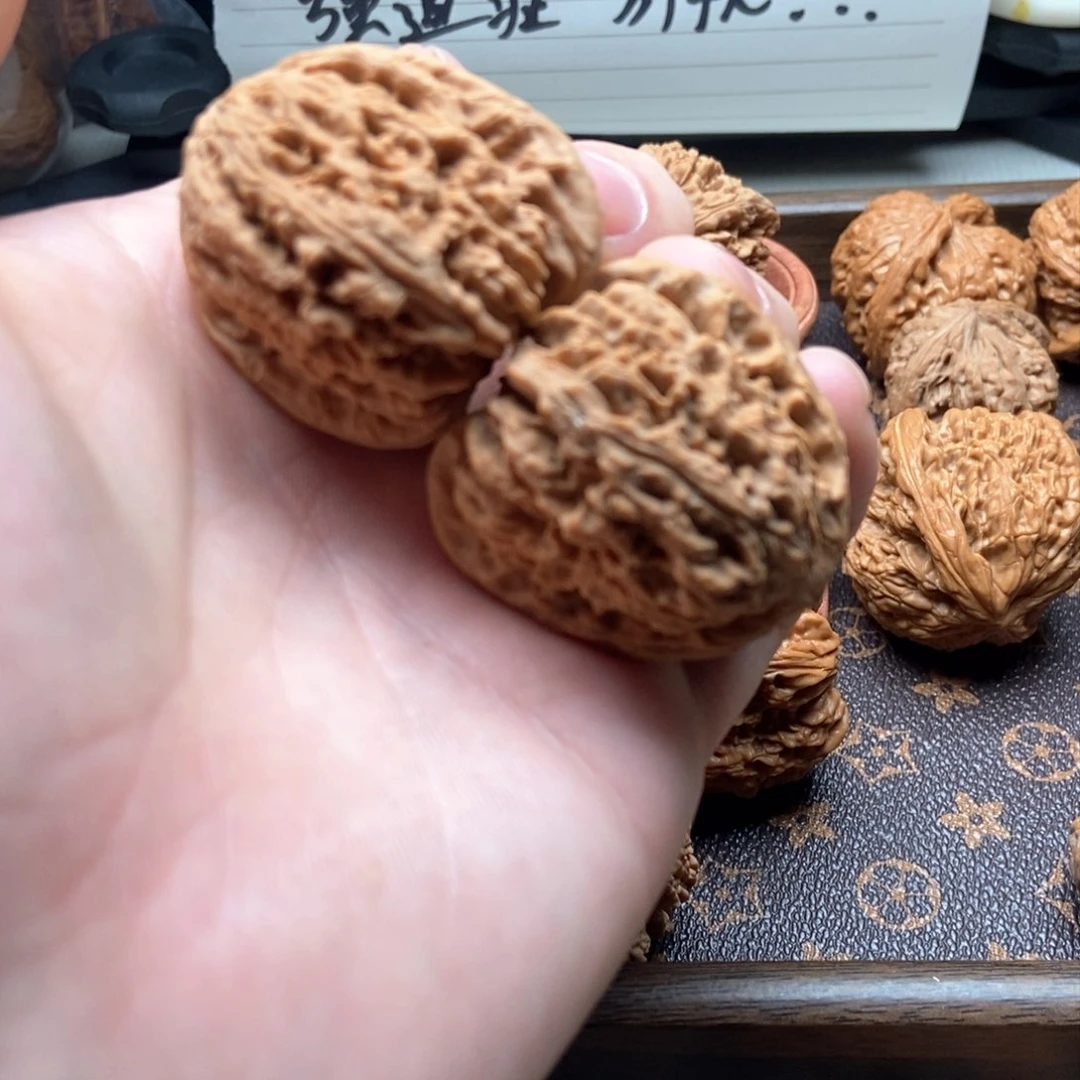 文玩核桃吊坠39南疆