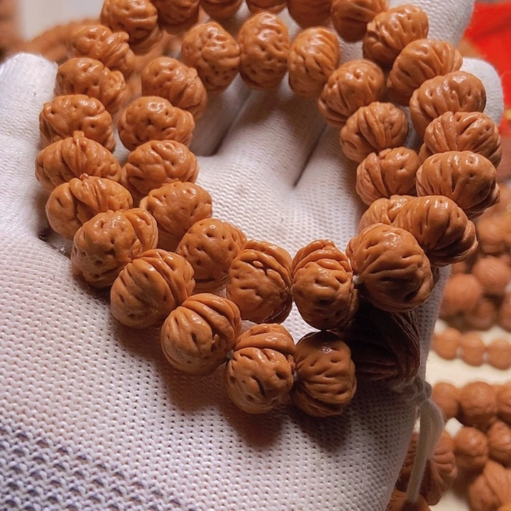 手串桃核铭****窗龙纹桃核