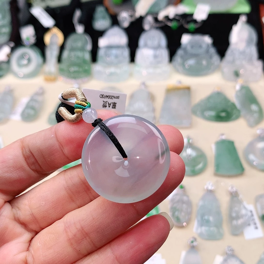 翡翠未镶嵌颈饰平安扣