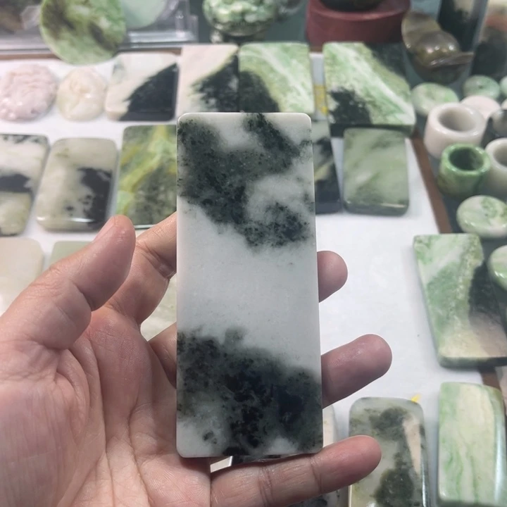 独山玉颈饰未镶嵌L****n