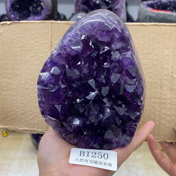 大型摆件（非配饰）未镶嵌水晶